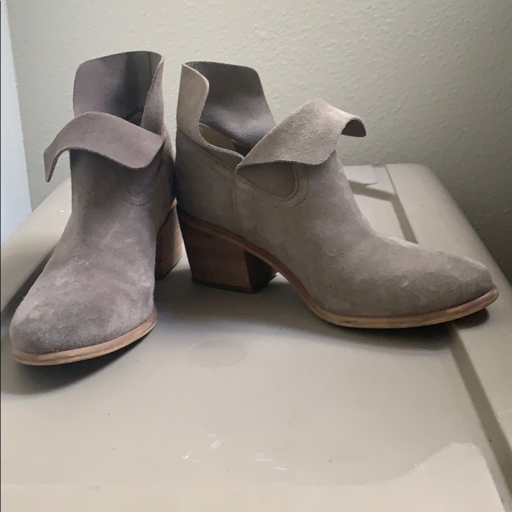 BP Brice Notched Bootie